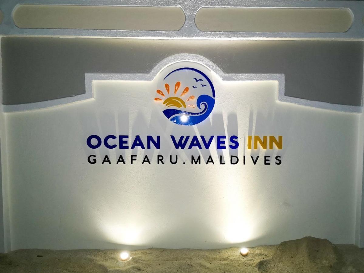 Ocean Waves Inn Gaafaru 外观 照片